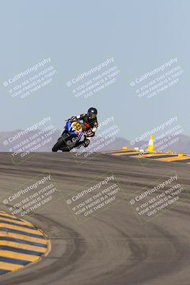 media/Oct-08-2023-CVMA (Sun) [[dbfe88ae3c]]/Race 3 Amateur Supersport Middleweight/